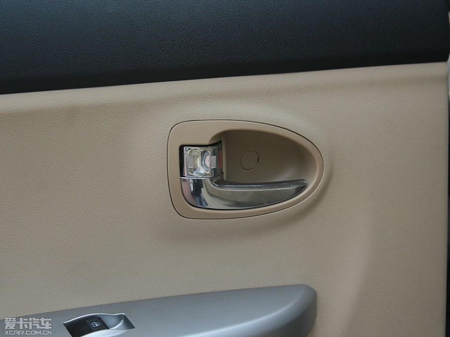 2012���L��C30 1.5L CVT���A��