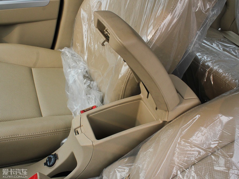 2012���L��C30 1.5L CVT���A��