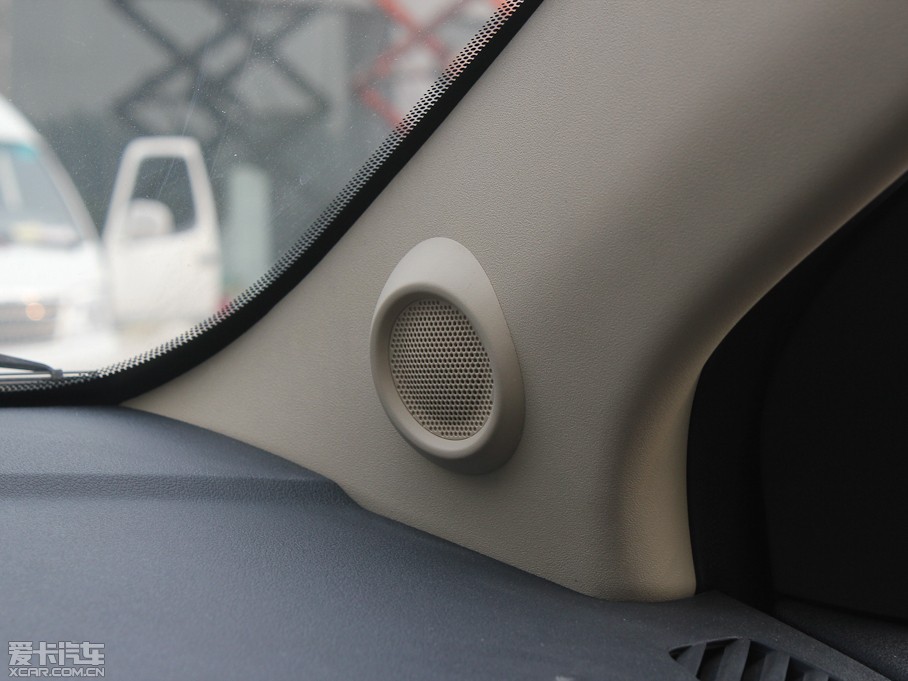 2012���L��C30 1.5L CVT���A��