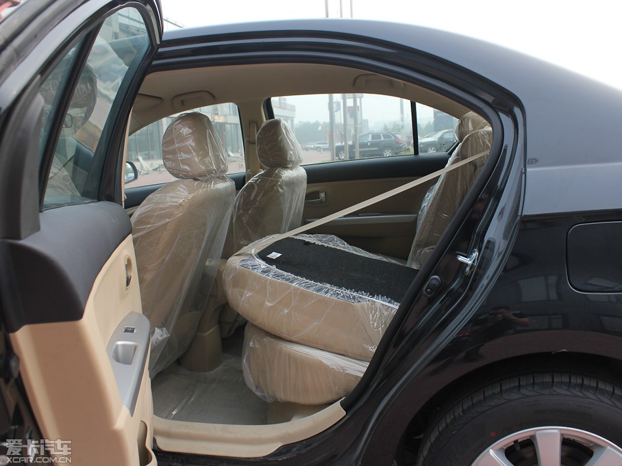 2012���L��C30 1.5L CVT���A��