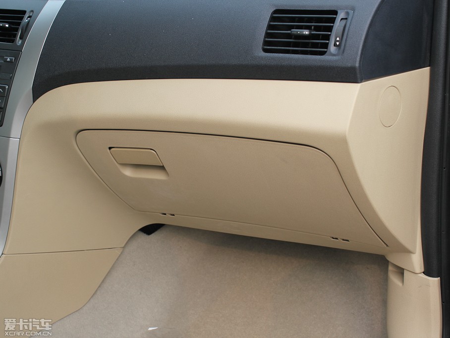 2012���L��C30 1.5L CVT���A��