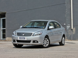 2012款1.5L 手动精英版 左前45度
