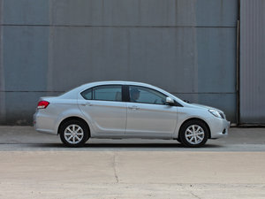 2012款1.5L 手动精英版 整体外观