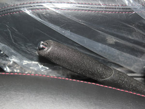 2012款1.5L 手动都市版 驻车制动器