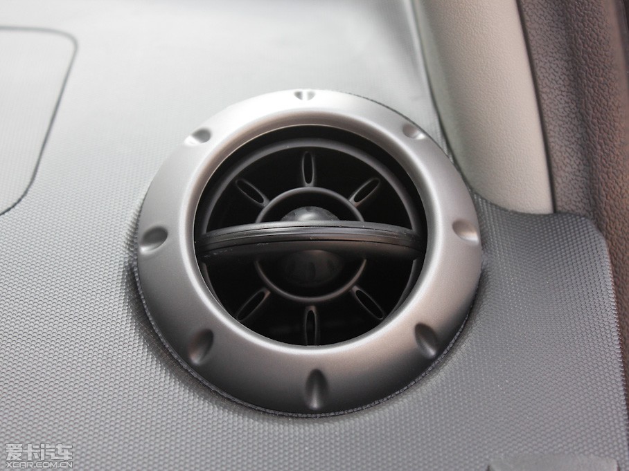 2011������CROSS 1.3L MT