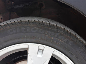 2011款1.3L MT 细节外观