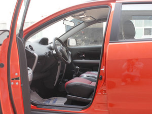 2011款1.3L MT 空间座椅