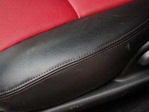 2011款1.3L MT 空间座椅