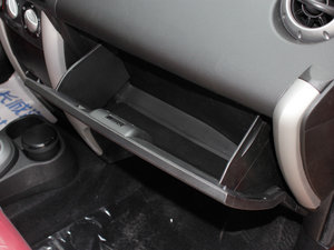 2011款1.3L MT 空间座椅