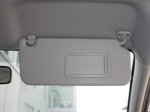2011款1.3L MT 空间座椅