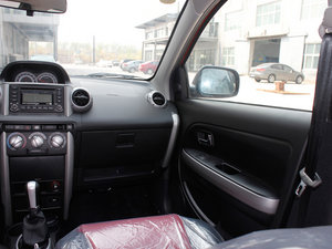 2011款1.3L MT 空间座椅