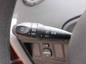 2011款1.3L MT 中控区