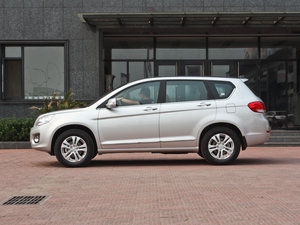 2012款2.4L 手动两驱都市版 正侧（左）