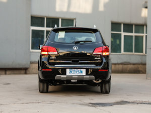 2012款1.5T 手动两驱精英版 左前45度