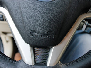 2012款1.5T 手动两驱精英版 中控区