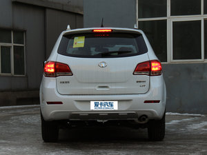 2012款1.5T 手动两驱尊贵版 正后	