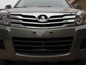 2012款2.0L 锐意版 两驱导航型 中网