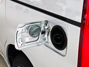 2012款1.5T 手动实尚版 油箱盖