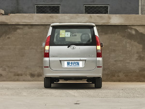 2012款1.5T 手动实尚版 正后	