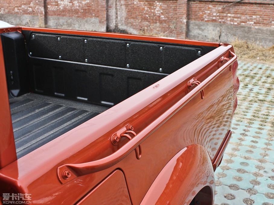 2011LE5 հ 2.4L pźA 