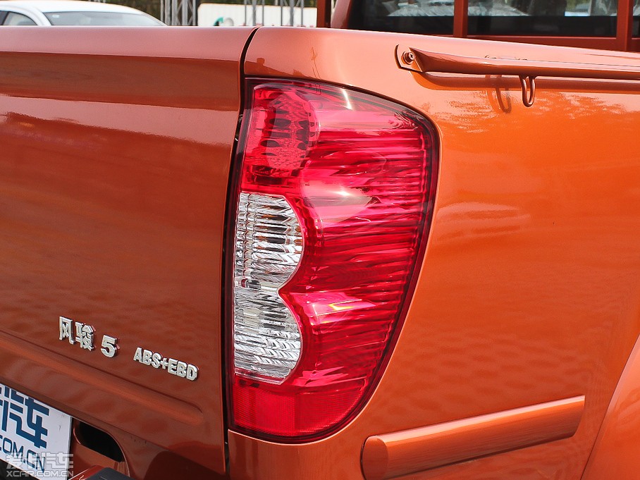 2011LE5 հ 2.4L pźA 