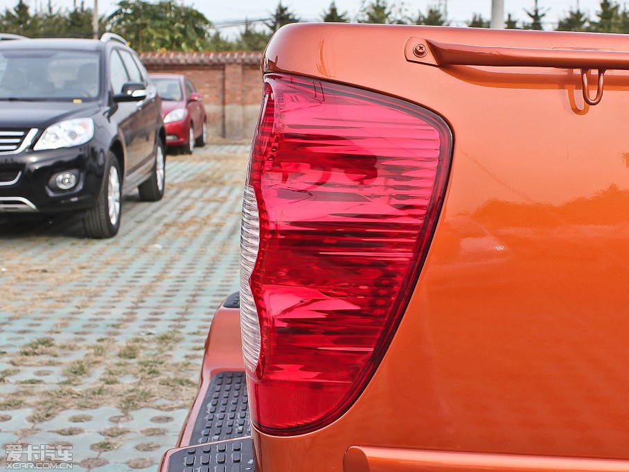 2011LE5 հ 2.4L pźA 