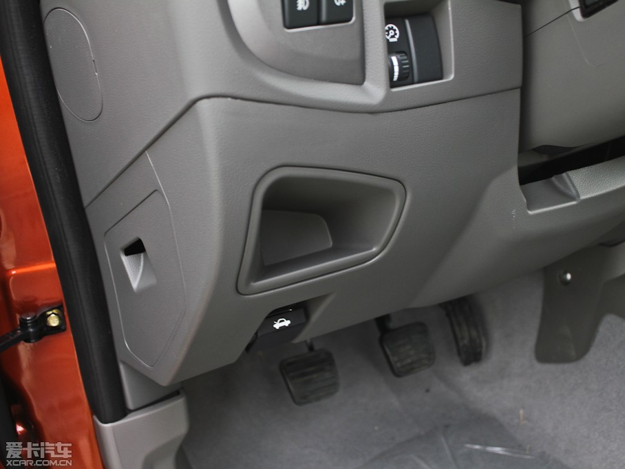 2011LE5 հ 2.4L pźA 