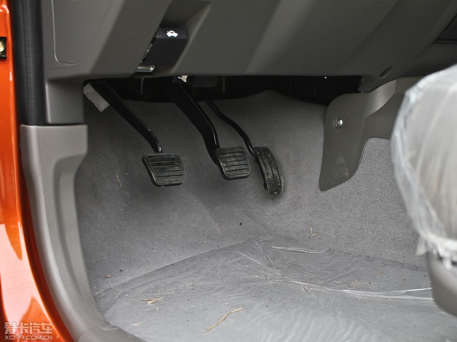 2011LE5 հ 2.4L pźA 