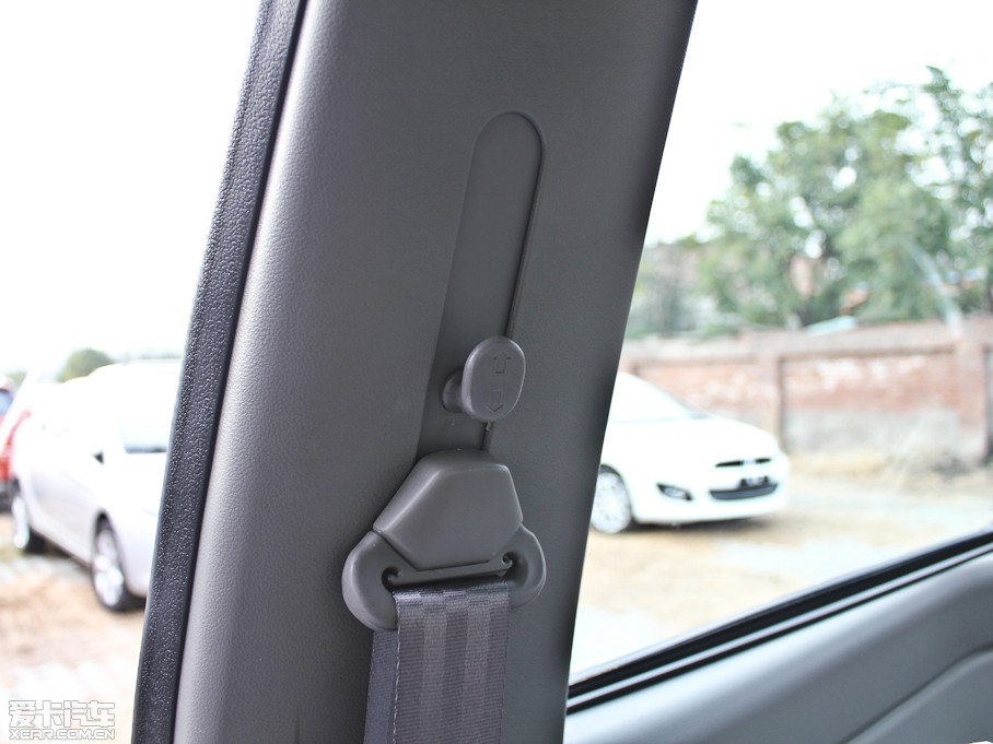 2011LE5 հ 2.4L pźA 