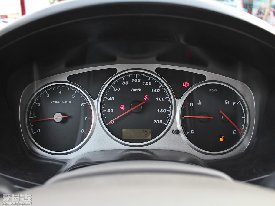 2011LE5 հ 2.4L pźA 