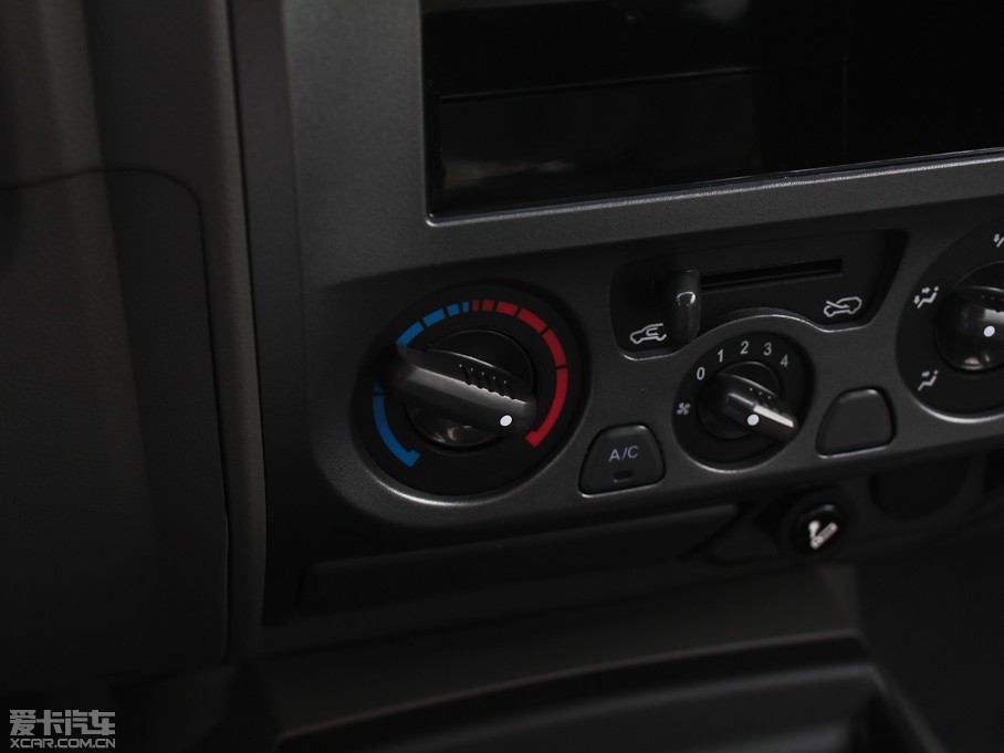 2011LE5 հ 2.4L pźA 