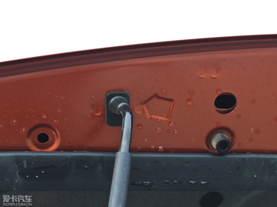 2011L(fng)E5 (w) 2.4L (q)pźA 