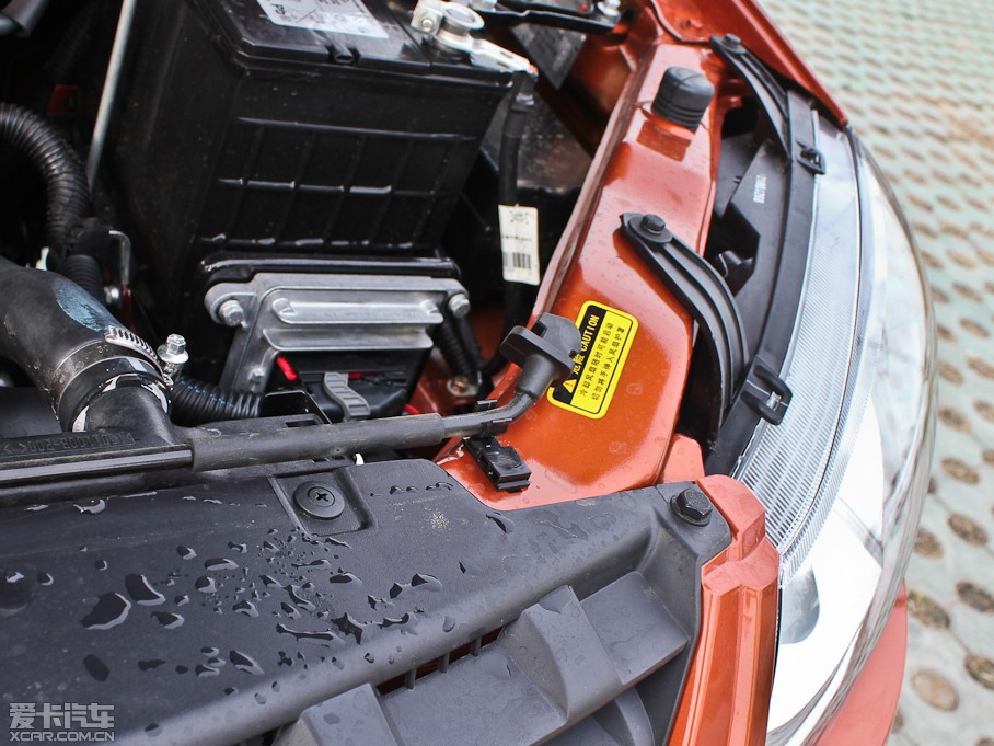 2011LE5 հ 2.4L pźA 