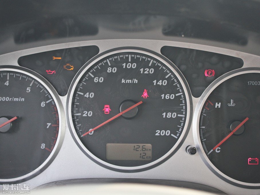 2011L(fng)E5 (w) 2.4L (q)pF 