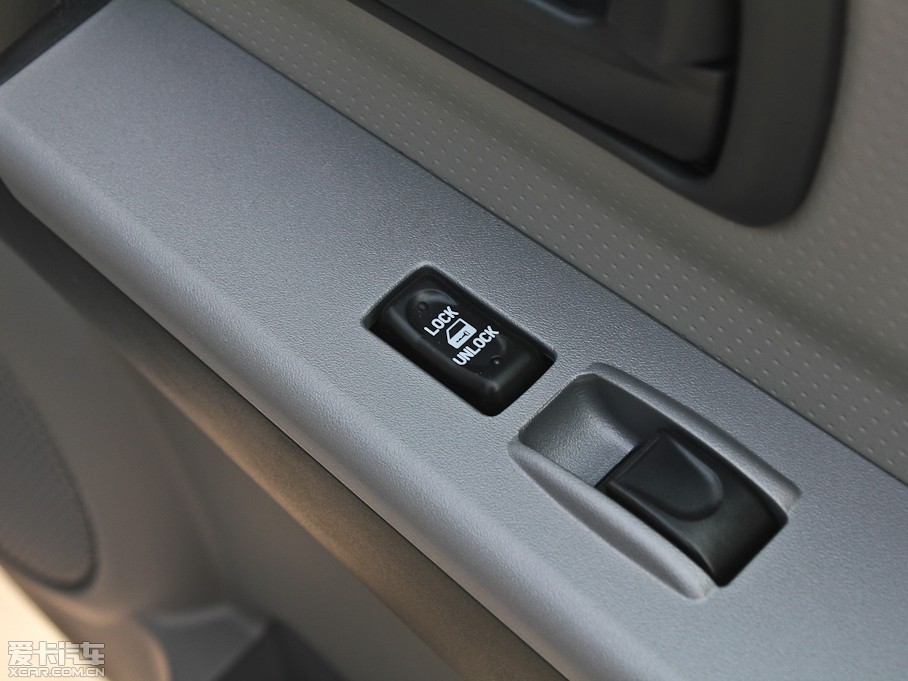 2011L(fng)E5 (w) 2.4L (q)pF 