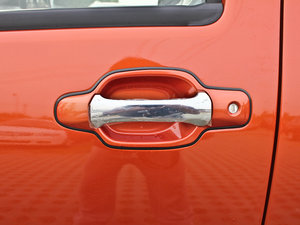 2011հ 2.4L pźA  {T