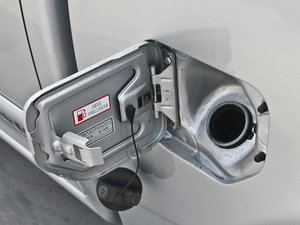 2011(w) 2.4L (q)pF  (x)(ji)^