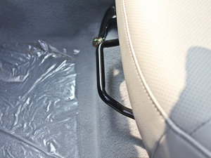 2011հ 2.4L pF  g