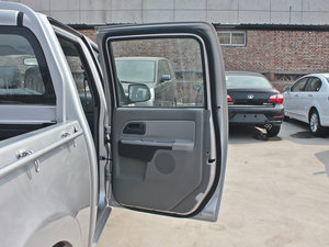 2011հ 2.4L pF  g