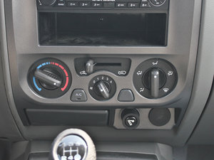 2011հ 2.4L pF  {{