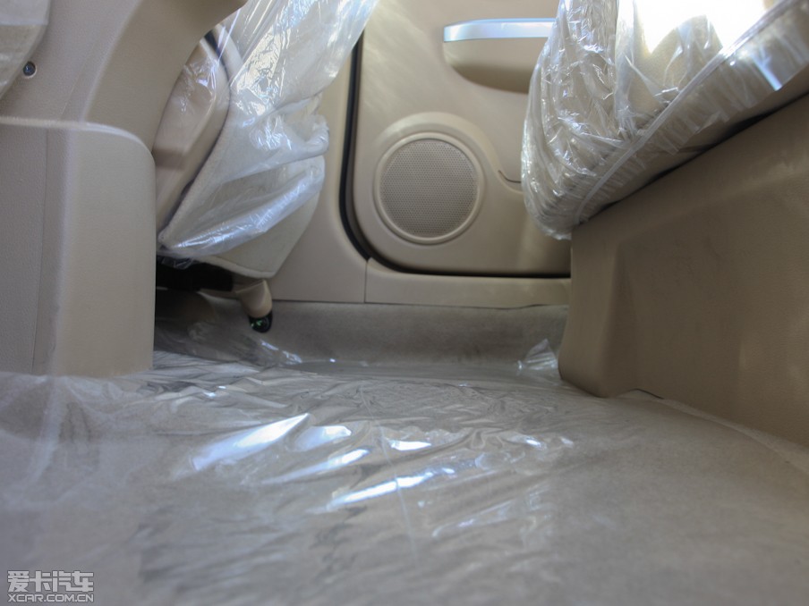 2013���L��C30 1.5L �քӾ�Ӣ��