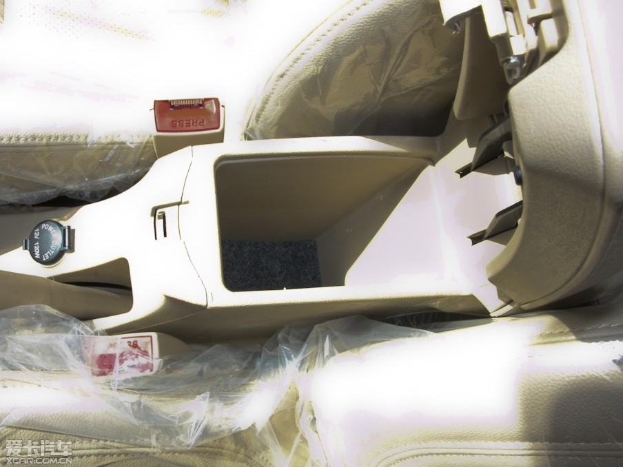 2013���L��C30 1.5L �քӾ�Ӣ��