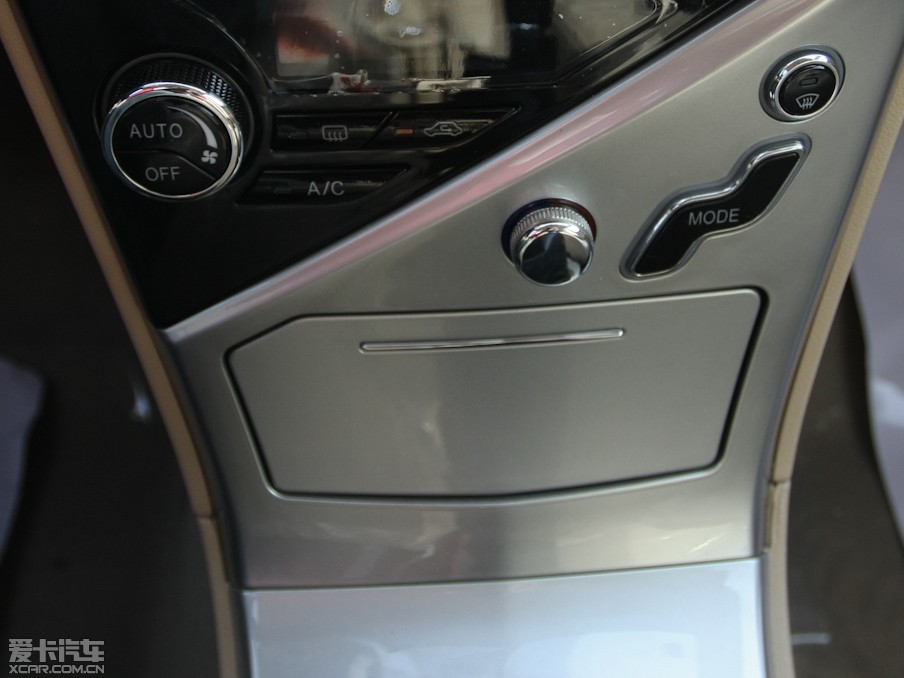 2013���L��C30 1.5L �քӾ�Ӣ��