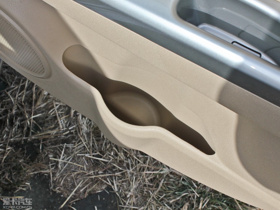 2013L(zhng)C30 1.5L ք(dng)m