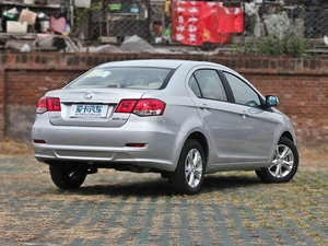 2013款1.5L 手动舒适版 整体外观