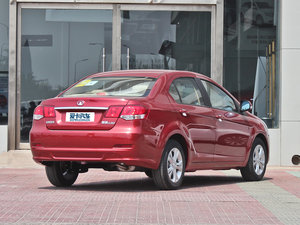 2013款1.5L 手动豪华版 整体外观
