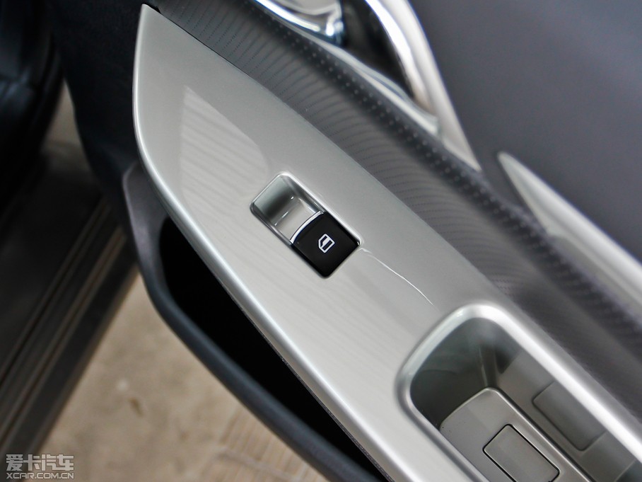 2013LC50 1.5T քӕrа