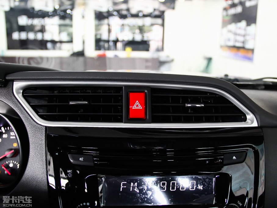 2014LE6 2.0T  򌾫Ӣ