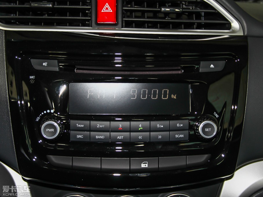 2014LE6 2.0T  򌾫Ӣ