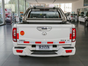 2014款2.4L 汽油 四驱领航版 正后	